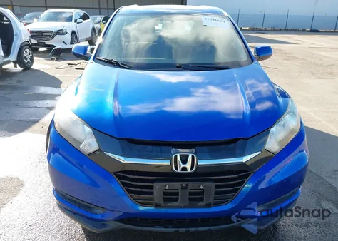 2018 Honda Hr-V Lx z USA, uszkodzony, nr VIN 3CZRU5H35JM705098